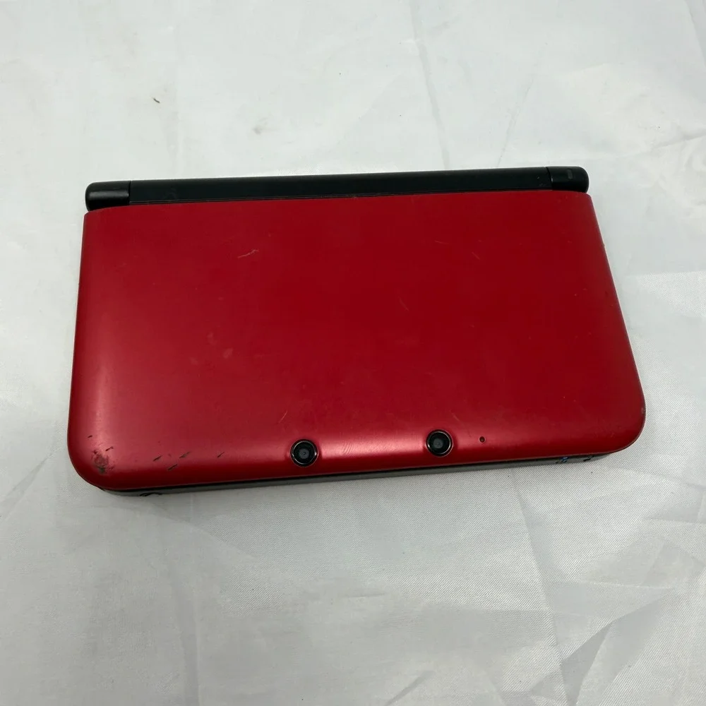 Nintendo 3DS XL Red Black Console Bundle SPR-001 Charger 4GB SD Hello Kitty Case